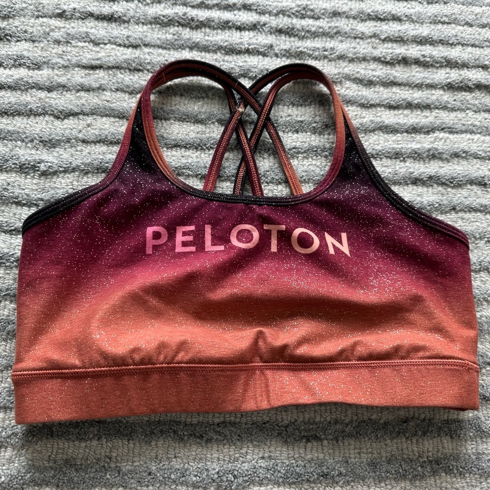 Peloton women’s size large sports bra wear it to heart orange and pink like new